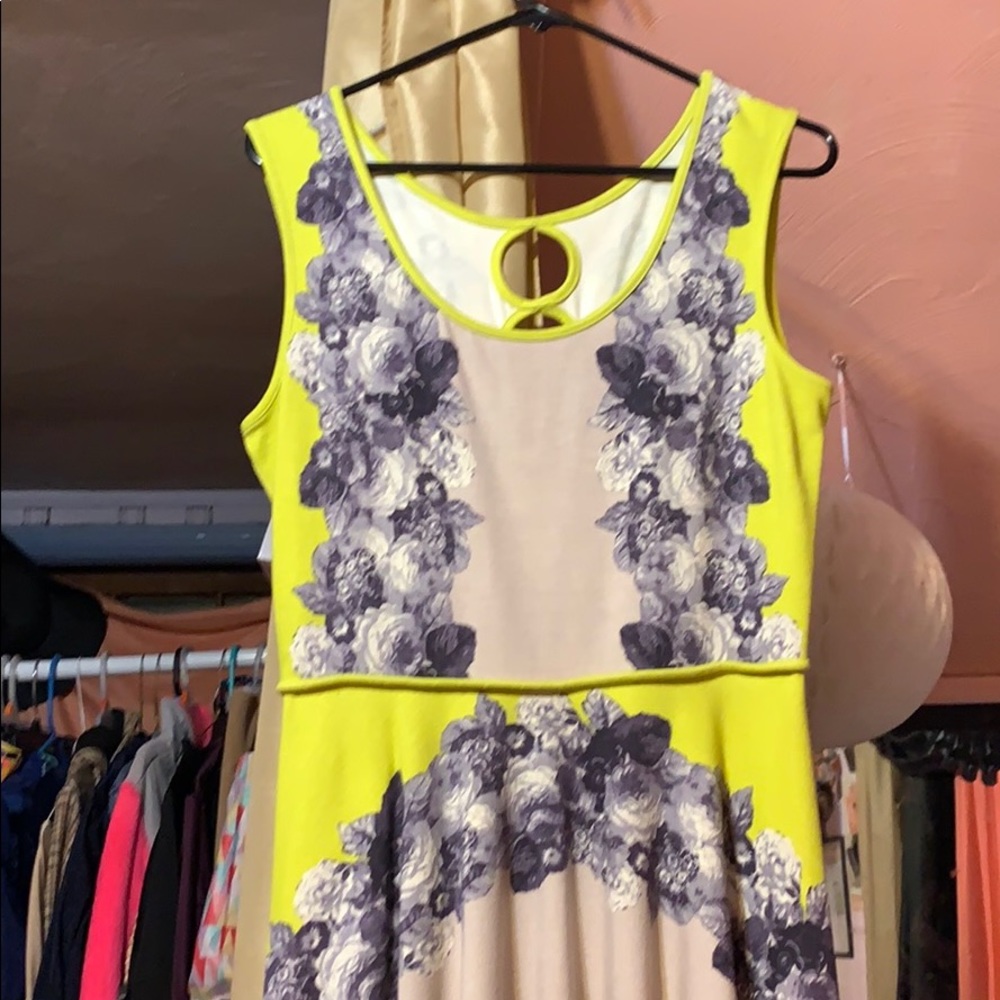 Mini dress